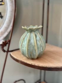 Verde Country vase